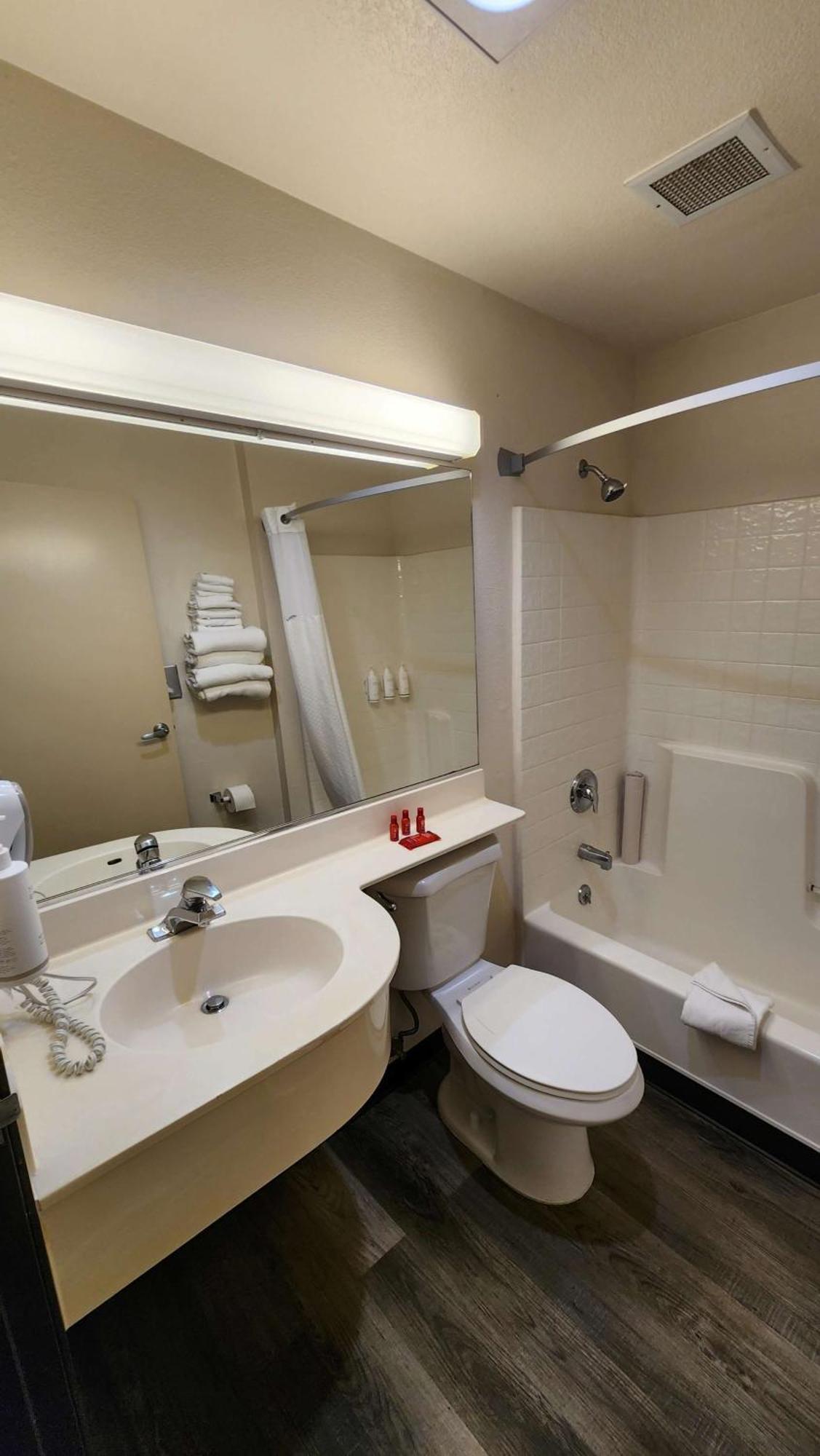 Surestay By Best Western Sacramento South Natomas Экстерьер фото